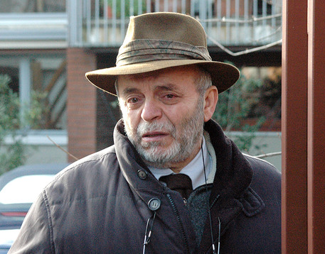 Erba ( COMO ) quadruplice omicidio, il padre della vittima Carlo Castagna