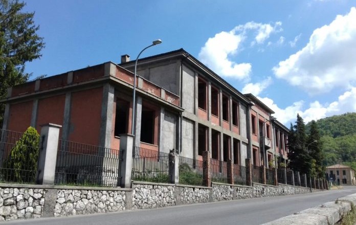 scuola-garibaldi-isolaliri