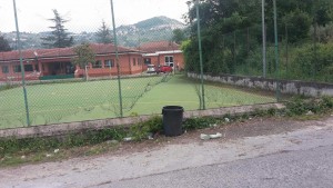 vallone-proteste-campo-sportivo-3