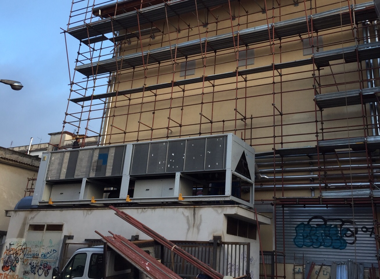 Teatro Manzoni lavori tetto