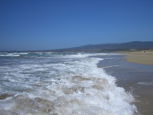 Spiaggia_mare_mosso
