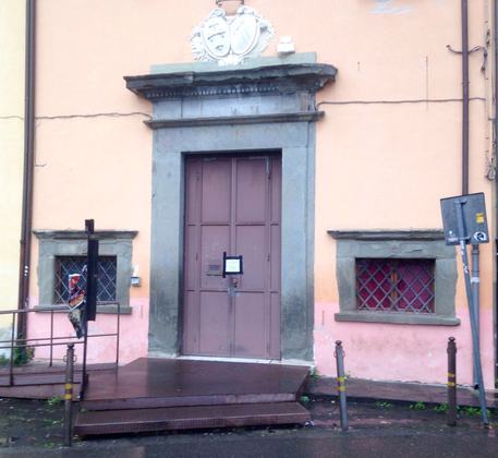 Grave attore a Pisa, strangolato durante scena impiccagione in teatro Lux a Pisa