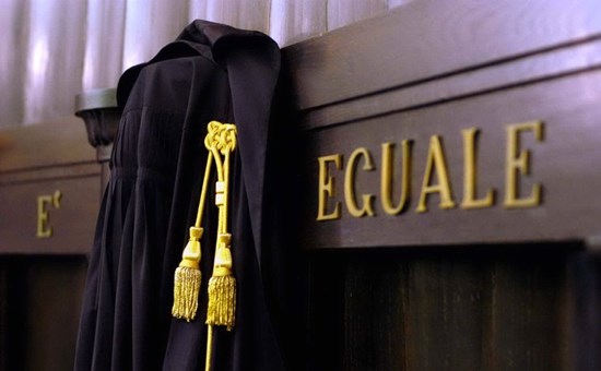 legge uguale x tutti