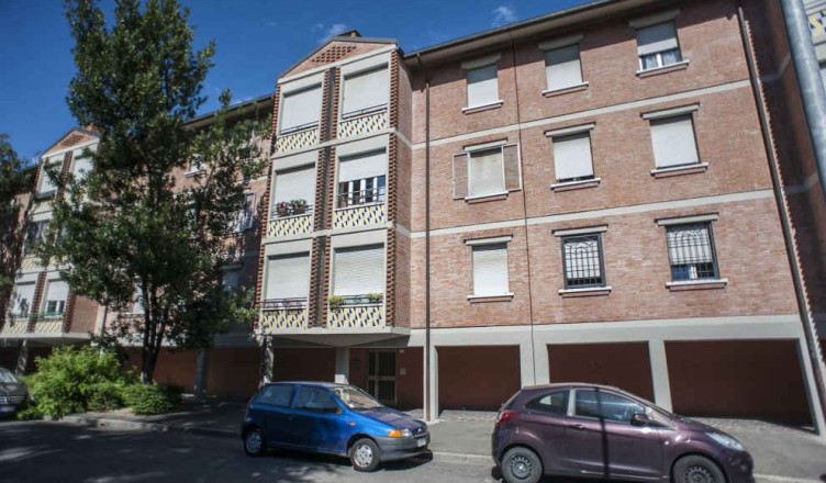 bimbo morto bologna