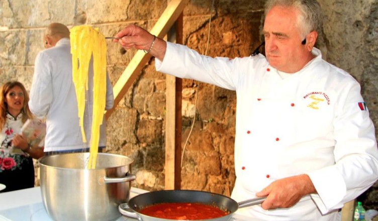 lo chef della festa della montagna