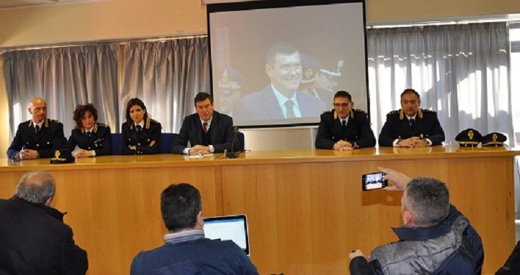 conferenza-fine-2016-polizia