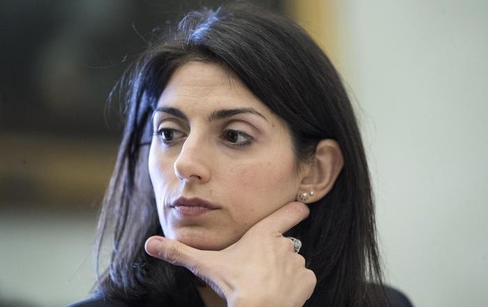 ++ Roma: Raggi, perquisizioni? nulla da nascondere ++