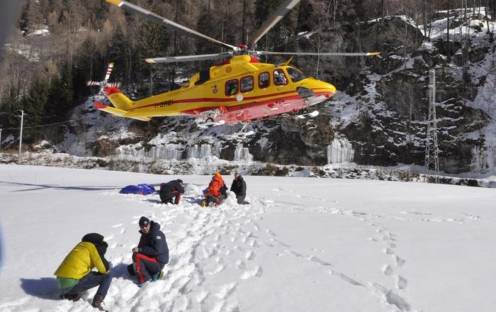 Incidenti montagna: 4 morti sotto cascata ghiaccio