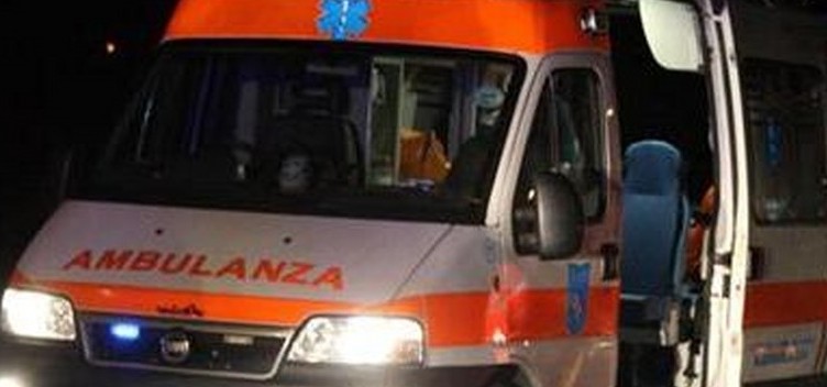 ambulanza-notte