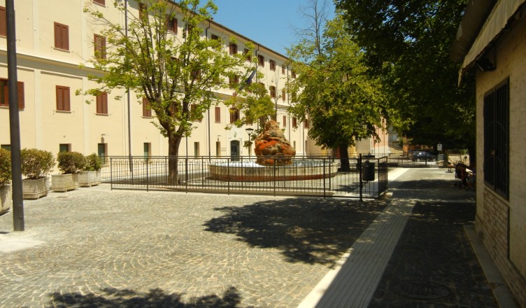 inaugurazione-piazza-fr