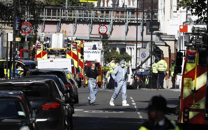 Londra: sindaco, è in corso una caccia all'uomo
