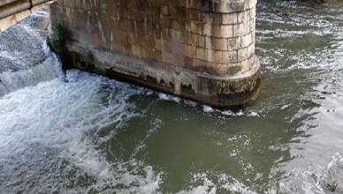 schiuma-fiume-liri