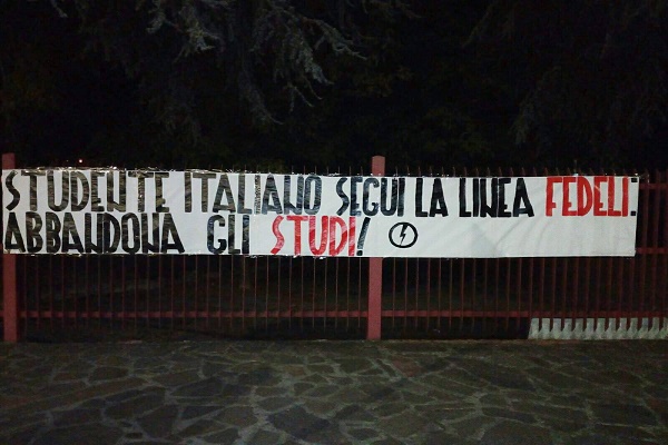 striscione-blocco-studentesco-fr