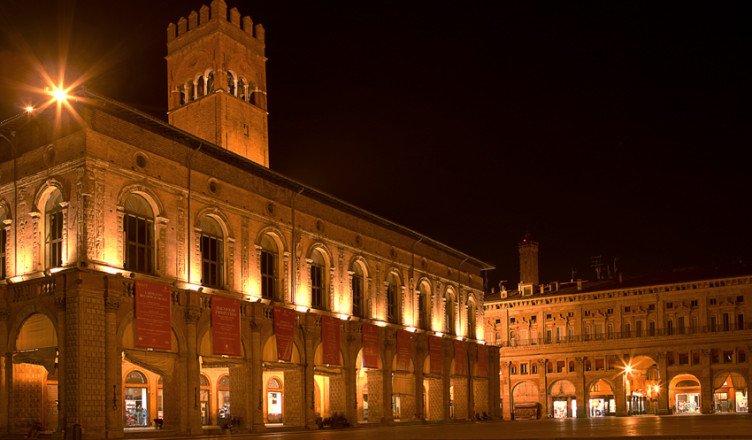 bologna-piazza-maggiore