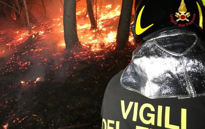 ++ Incendi: Lombardia chiede stato emergenza nazionale ++