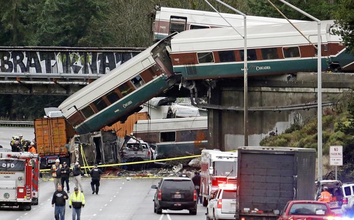 APTOPIX Train Derailment Washington State