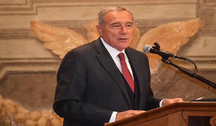 Grasso, ispirato da figura Piersanti Mattarella
