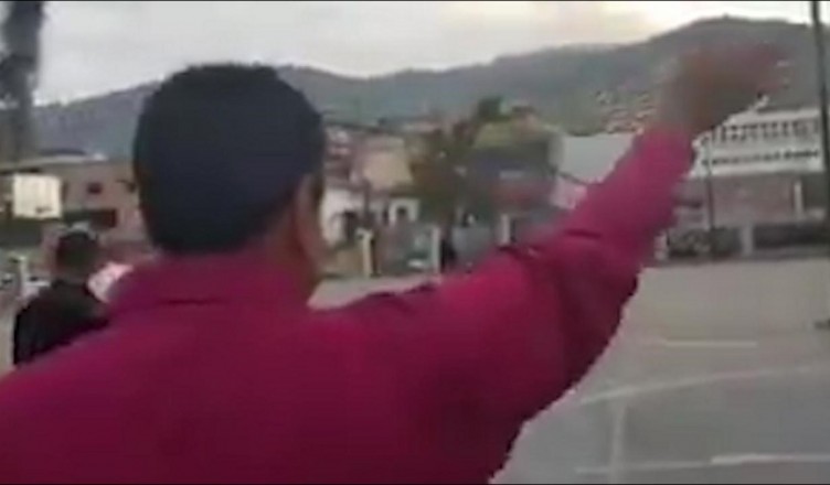 maduro-piazza-vuota