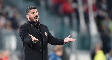 Milan's head coach Gennaro Gattuso gestures during the italian Serie A soccer match Juventus FC vs AC Milan at Allianz Stadium in Turin, Italy, 31 March 2018 ANSA/ALESSANDRO DI MARCO