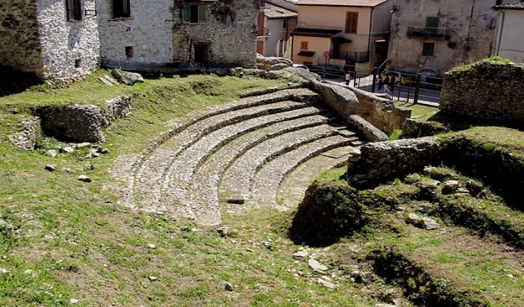 teatro-romano-fer