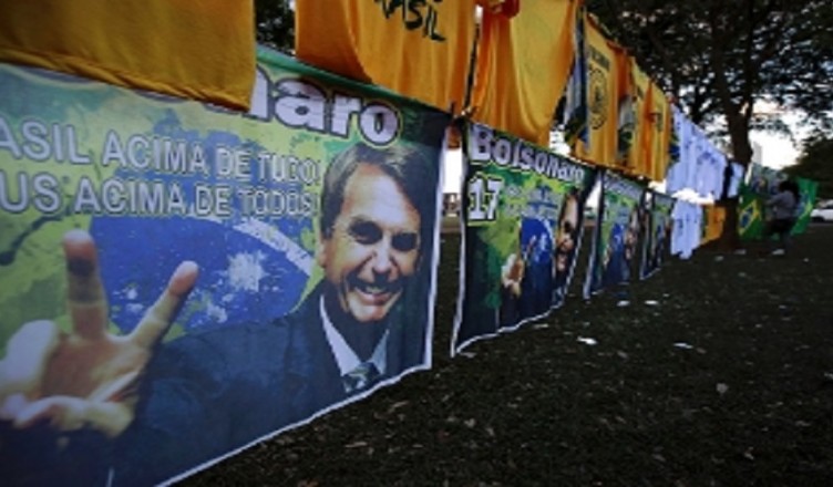 brasile-bolsonaro_bandiere