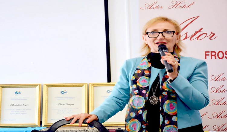 anita-tarquini-1