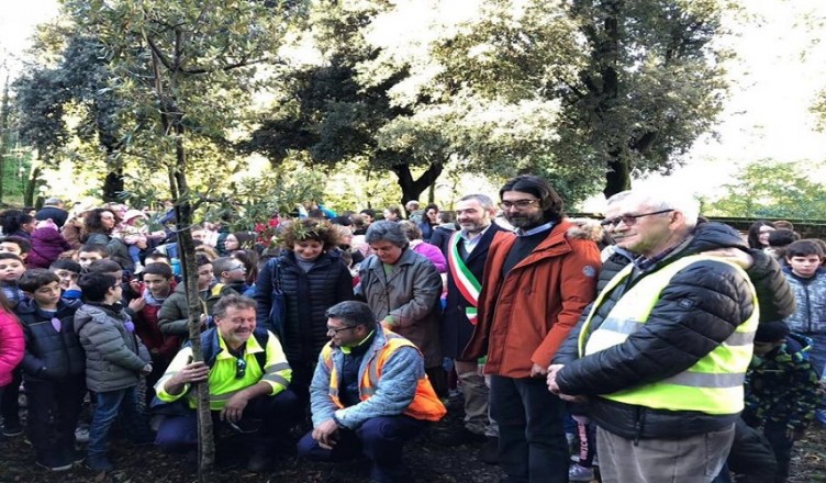 festa-albero-cori-2018