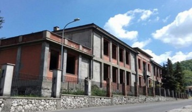 ex-scuola-garibaldi-isola