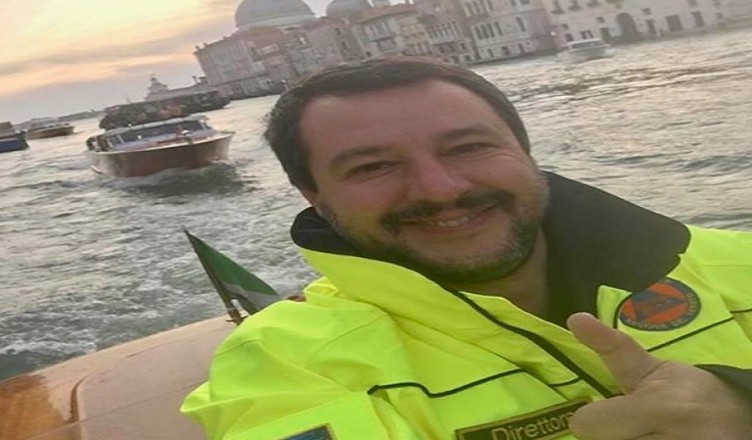 salvini-selfie-polemiche-maltempo