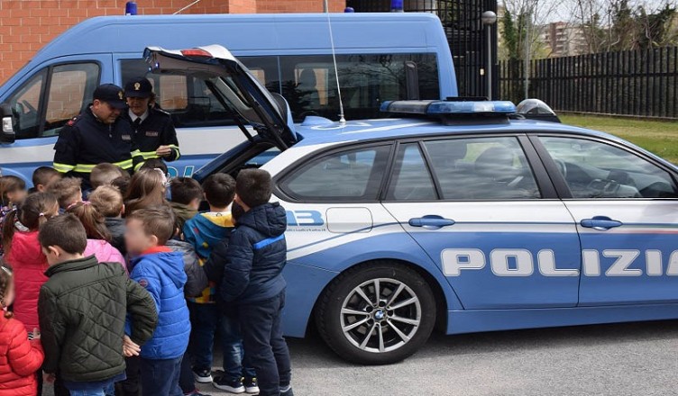 POLIZIA BIMBI VEROLI