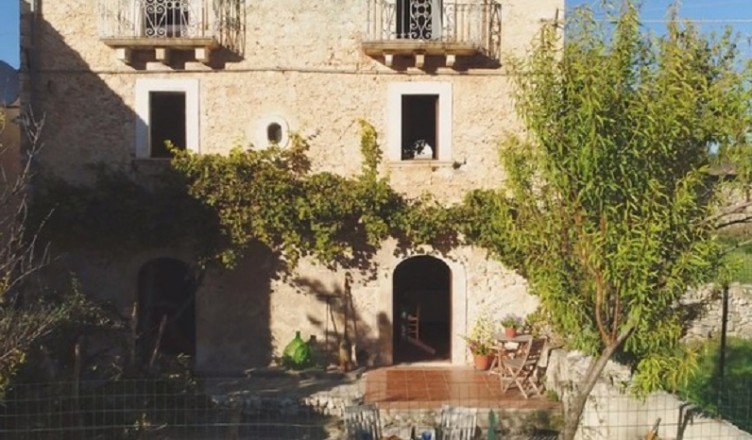 abruzzo casa vendita 60 euro