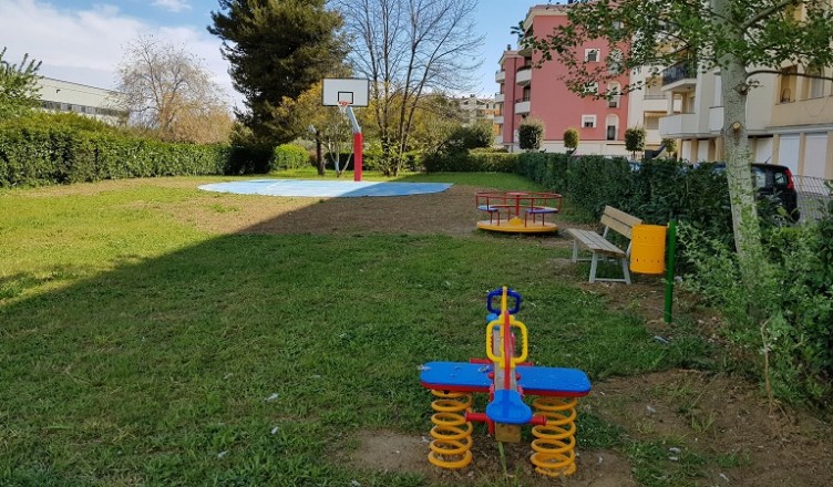 Fosso Foreste campo street basket e giochi