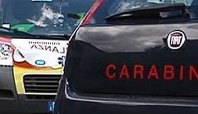 ambulanza carabinieri