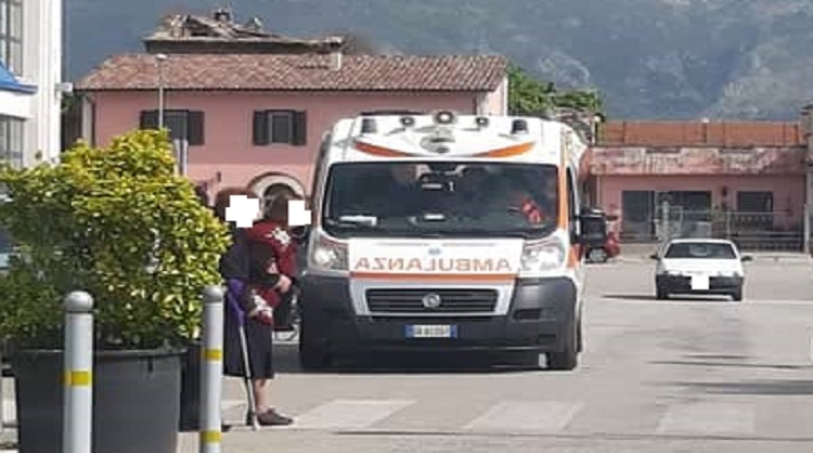 ambulanza san domenico isola