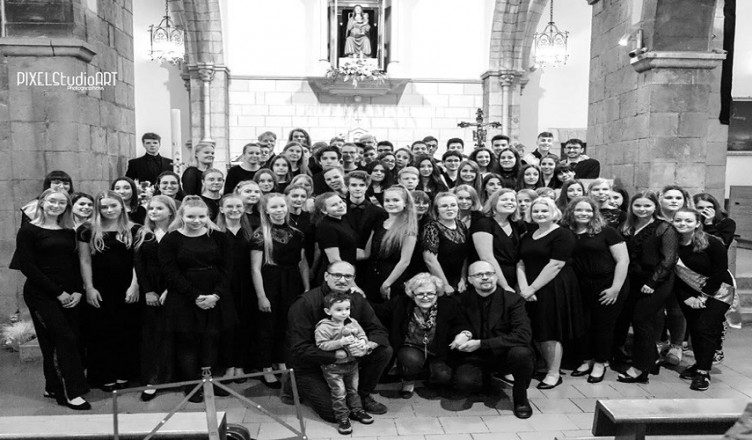 coro liceo ceccano cantagiovani