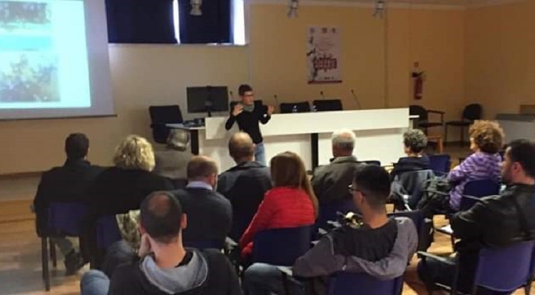 corso apicoltura arce