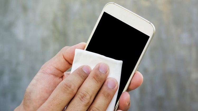 pulizia telefono