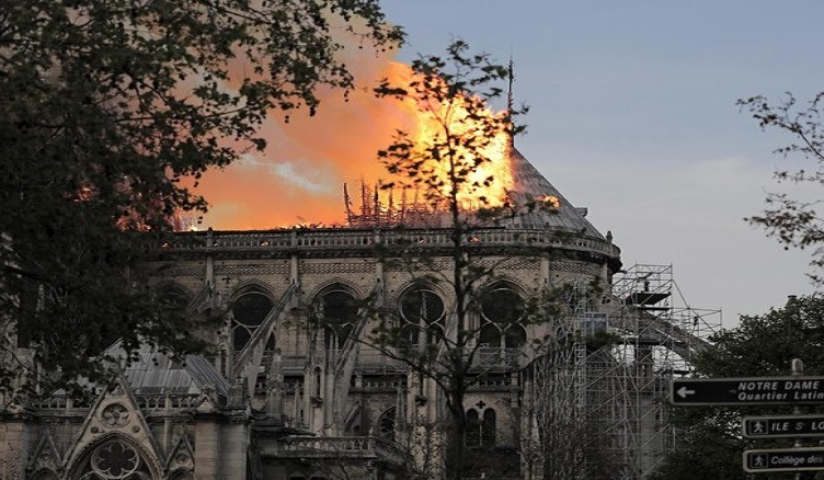 NOTRE DAM