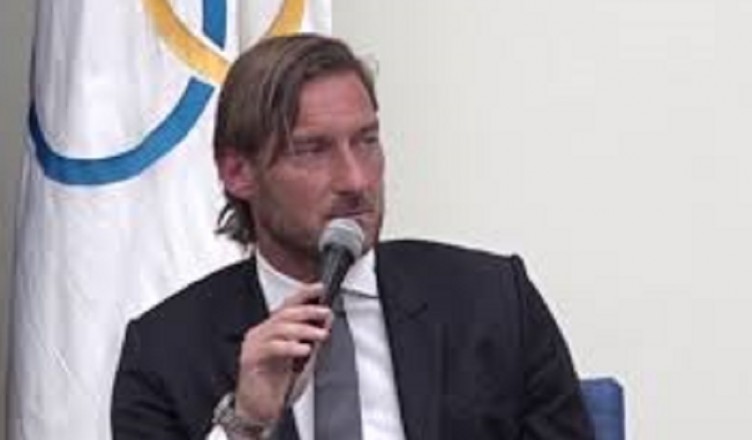 totti conferenza stampa addio