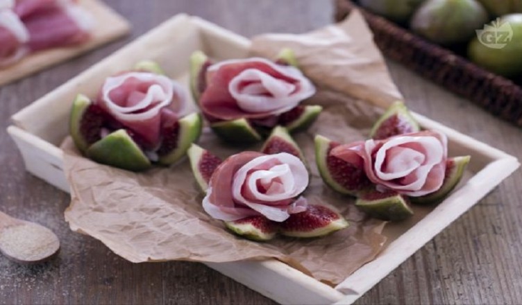 Roselline prosciutto crudo fichi