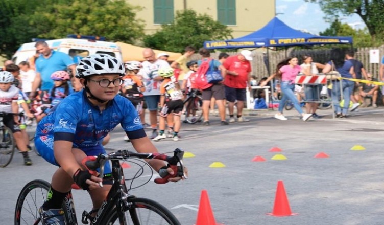 CICLISMO ISOLA JUNIOR