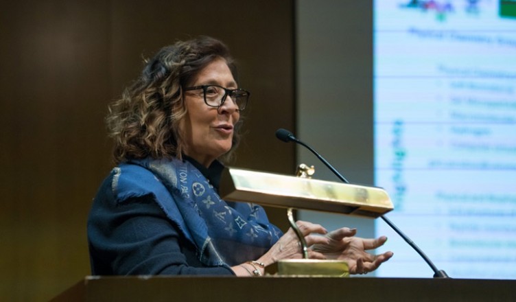 PROFESSORESSA VALERIA CONTE