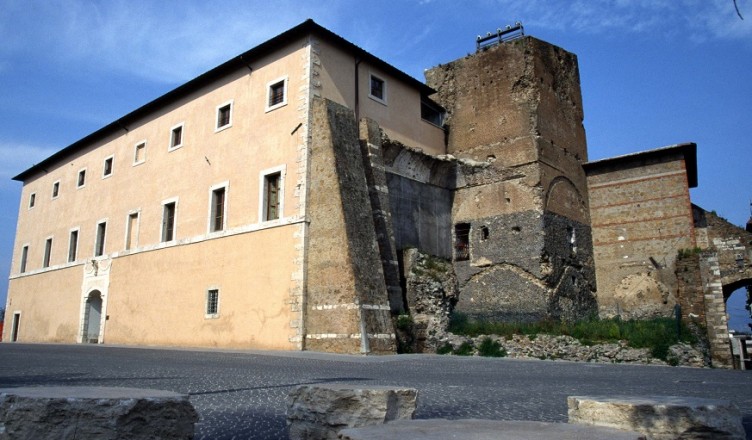 PALAZZO CAETANI CISTERNA