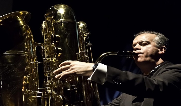 sax subcontrabbasso JElle Stainer.