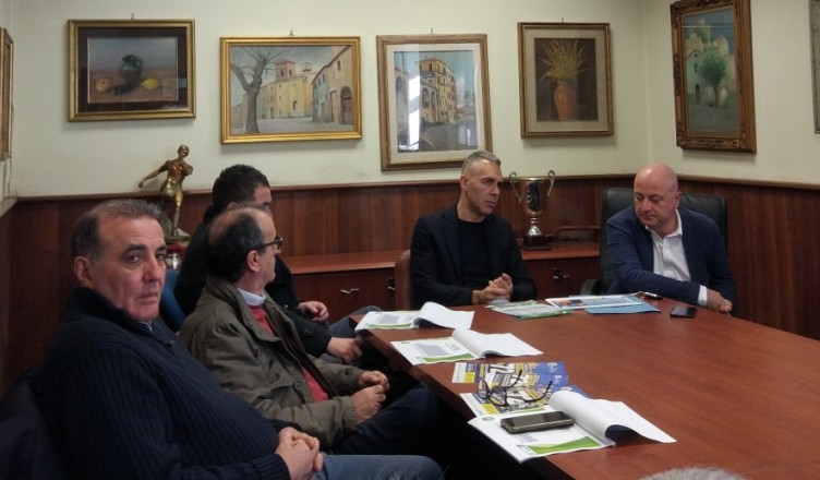 conferenza stampa differenziata FR