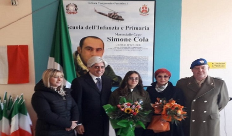 Cerimonia targa Simone Cola