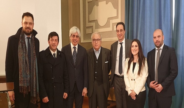 Foto istituzioni PER ARPINO