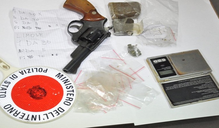 imagini polizia 1 aprile arresto 3