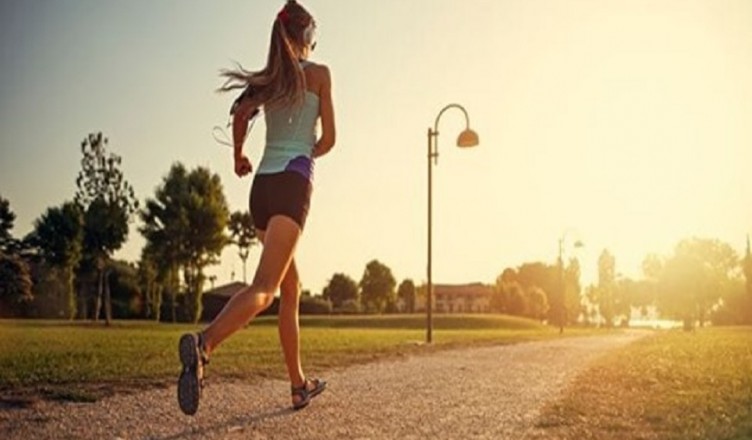 CORRERE........