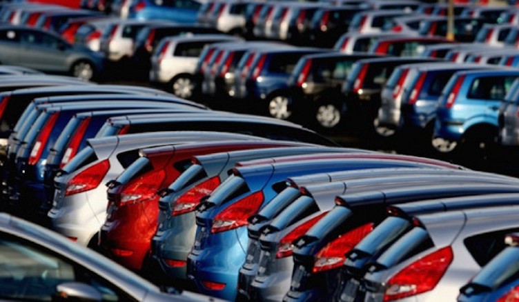 Mercato auto Italia